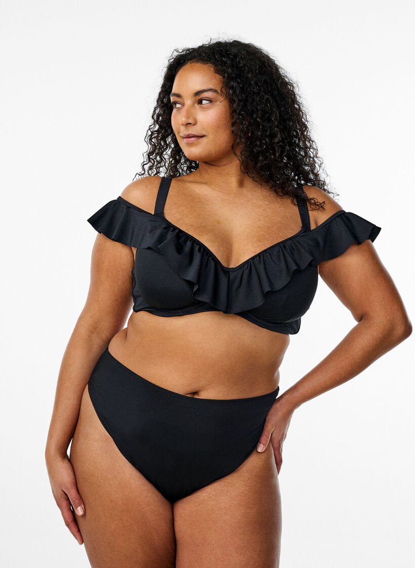 Bikini top with ruffles and underwire, Black, Model image number 1