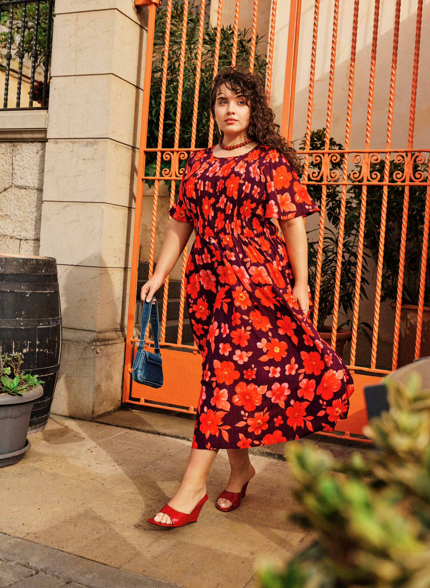 Zizzifashion Dress with smocking and floral print, Purple, Image image number 0