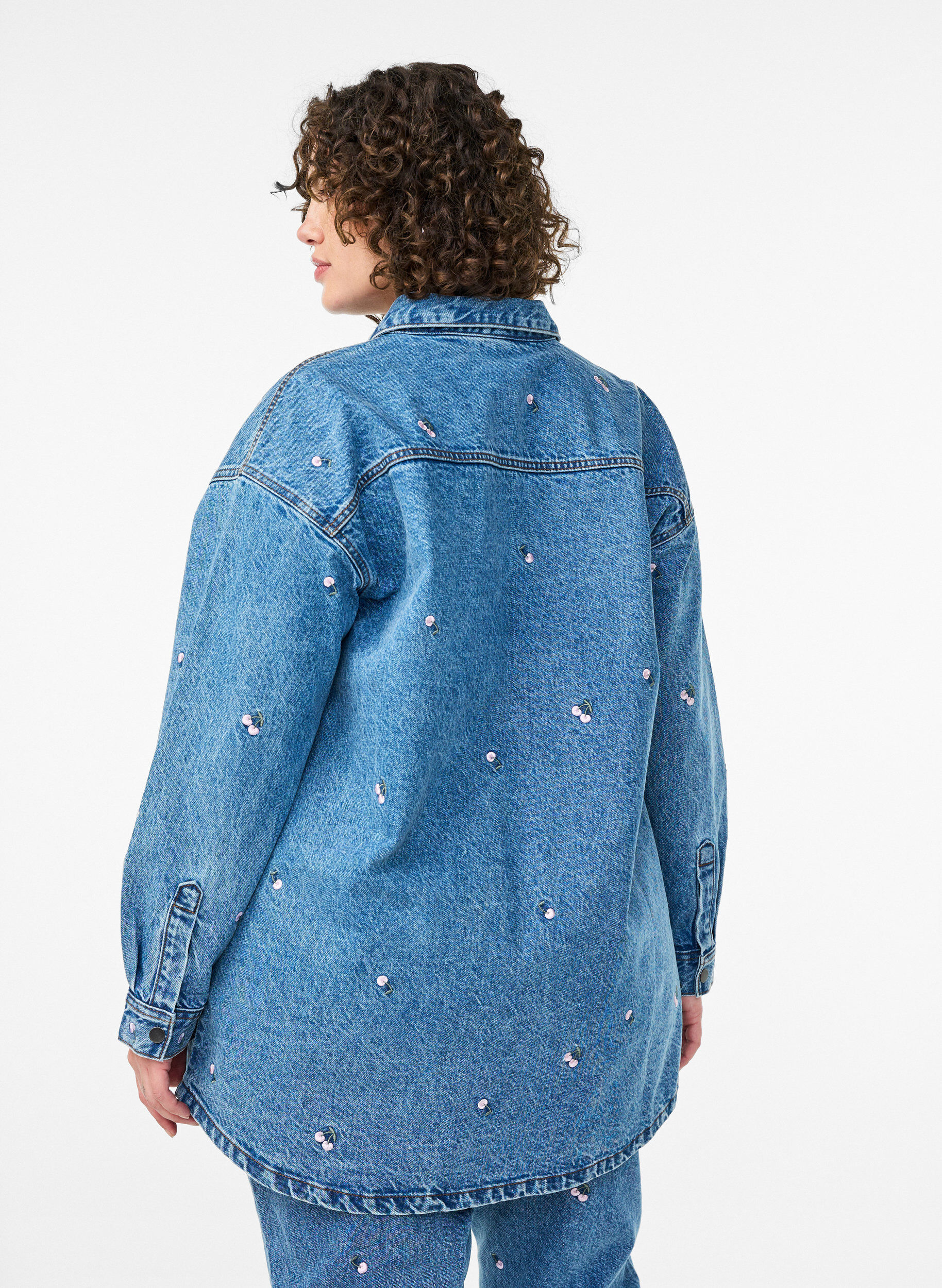 Zizzifashion Denim shirt with embroidered motifs, Light Blue, Model image number 2