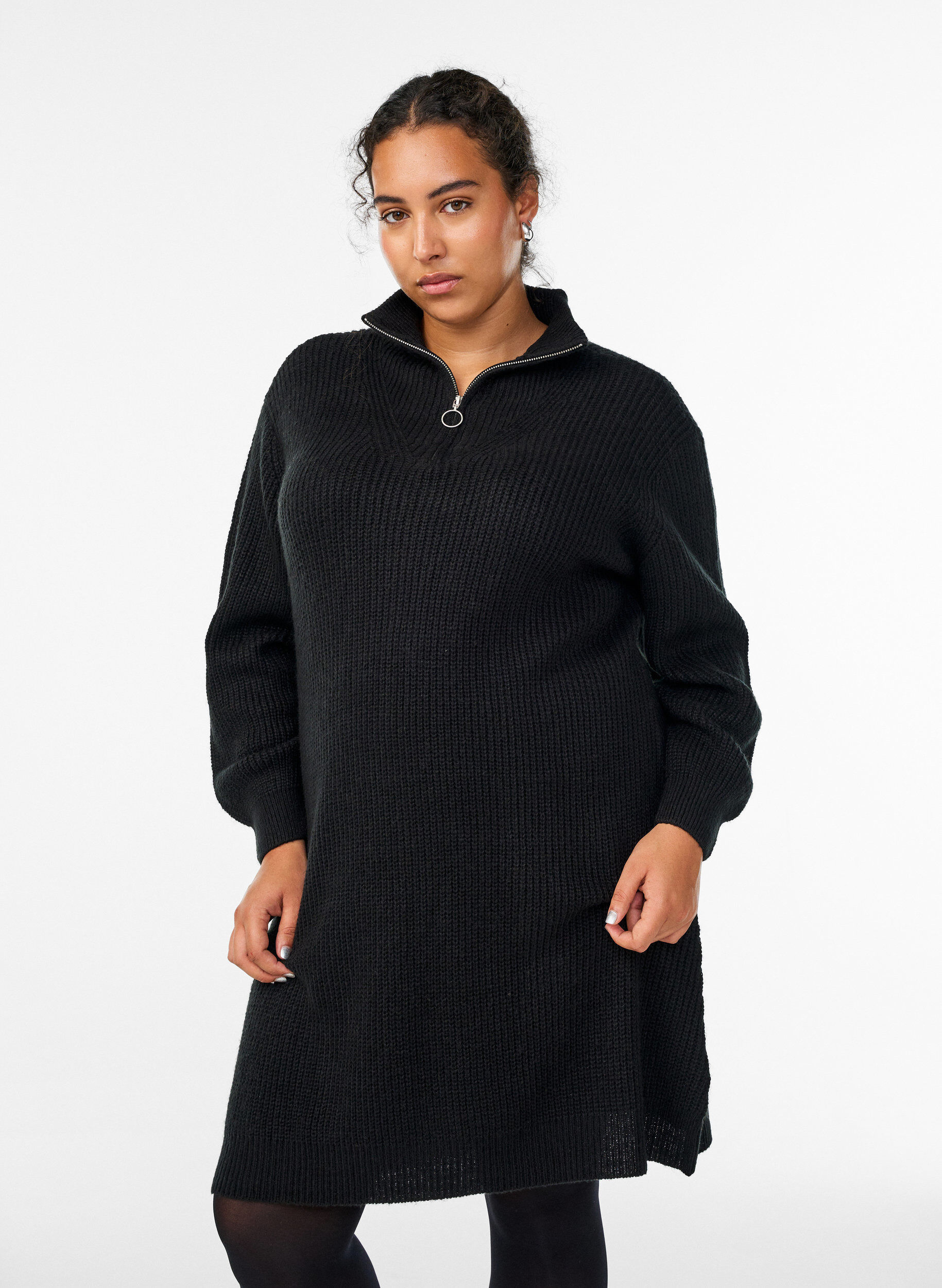 FLASH - Short knit dress with high neck, Black, Model