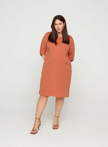 Cotton dress with buttons and 3/4 sleeves, Rust As Sample, Model image number 0