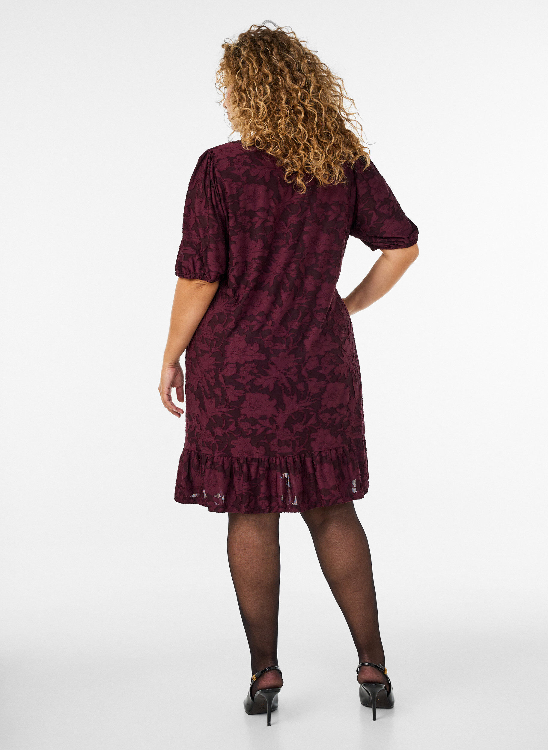 ZizzifashionDress with floral texture and ruffle hem, Red, Model image number 2