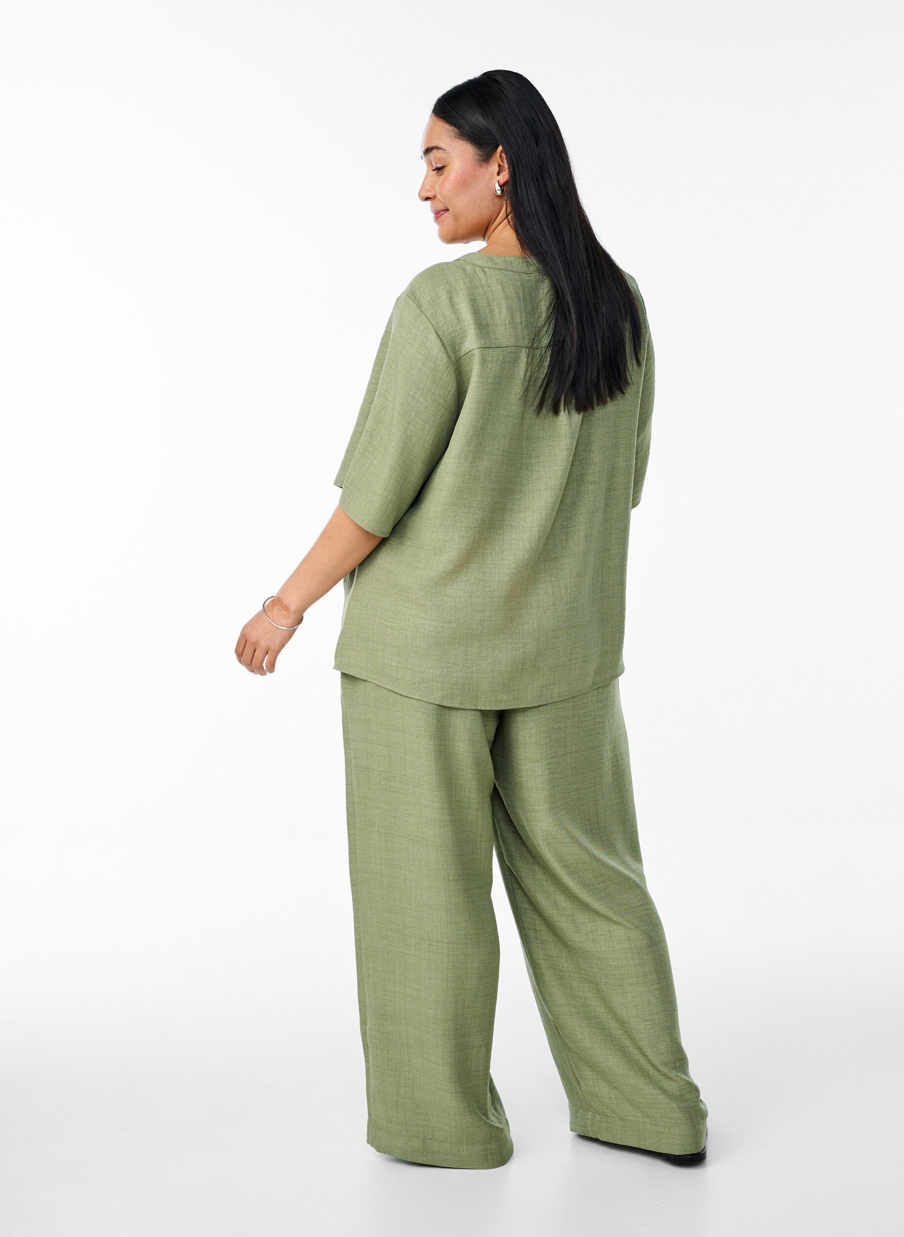 ZizzifashionLoose trousers with elasticated waistband and pockets, Green, Model image number 1