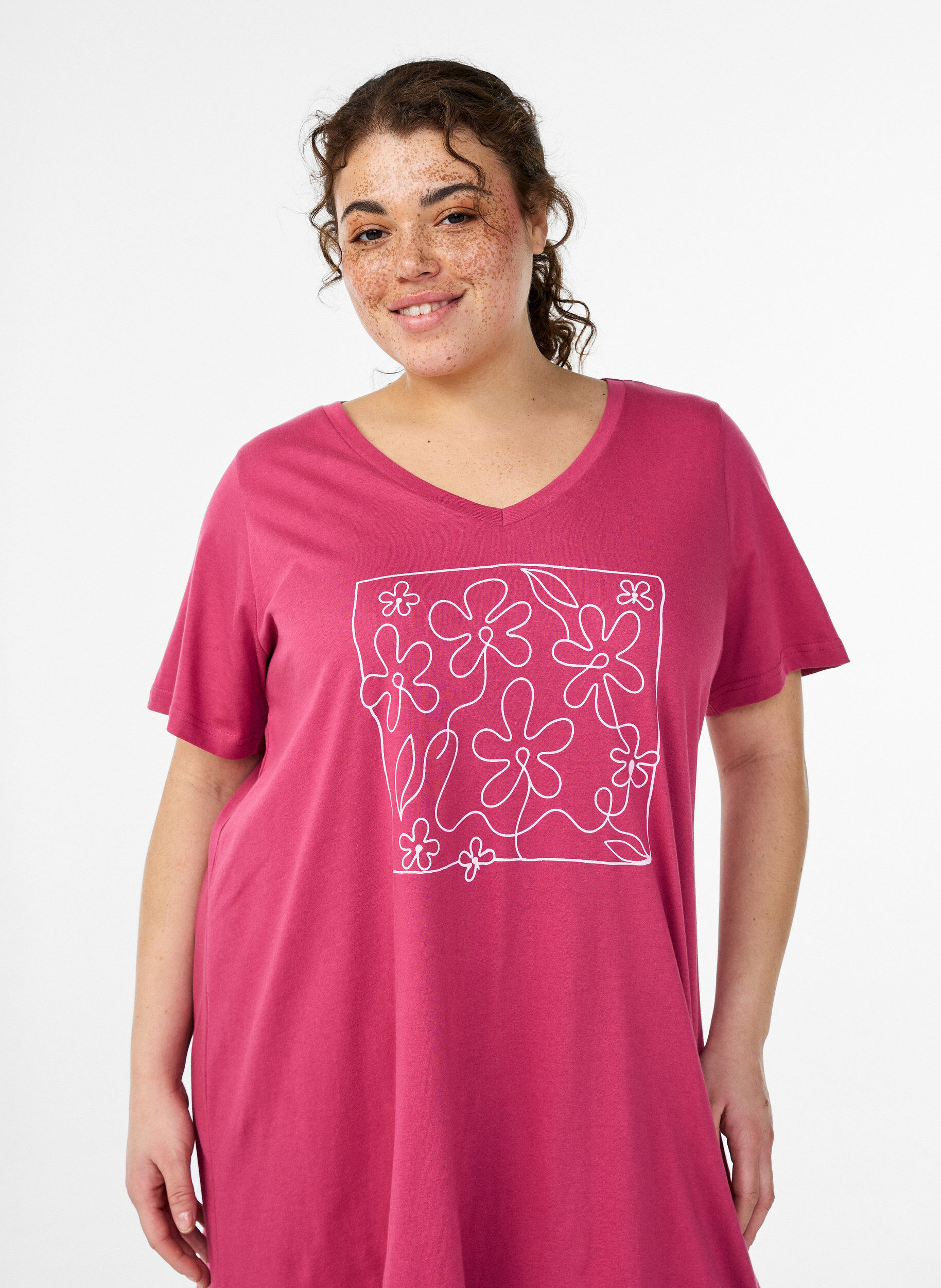 Zizzifashion Organic cotton nightdress with V-neck, Red, Model image number 2