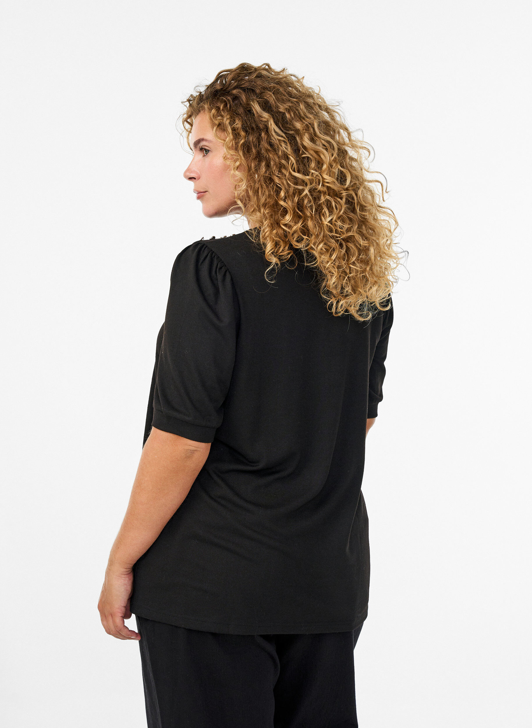Zizzifashion Blouse with button detail and short puff sleeves, Black, Model image number 2