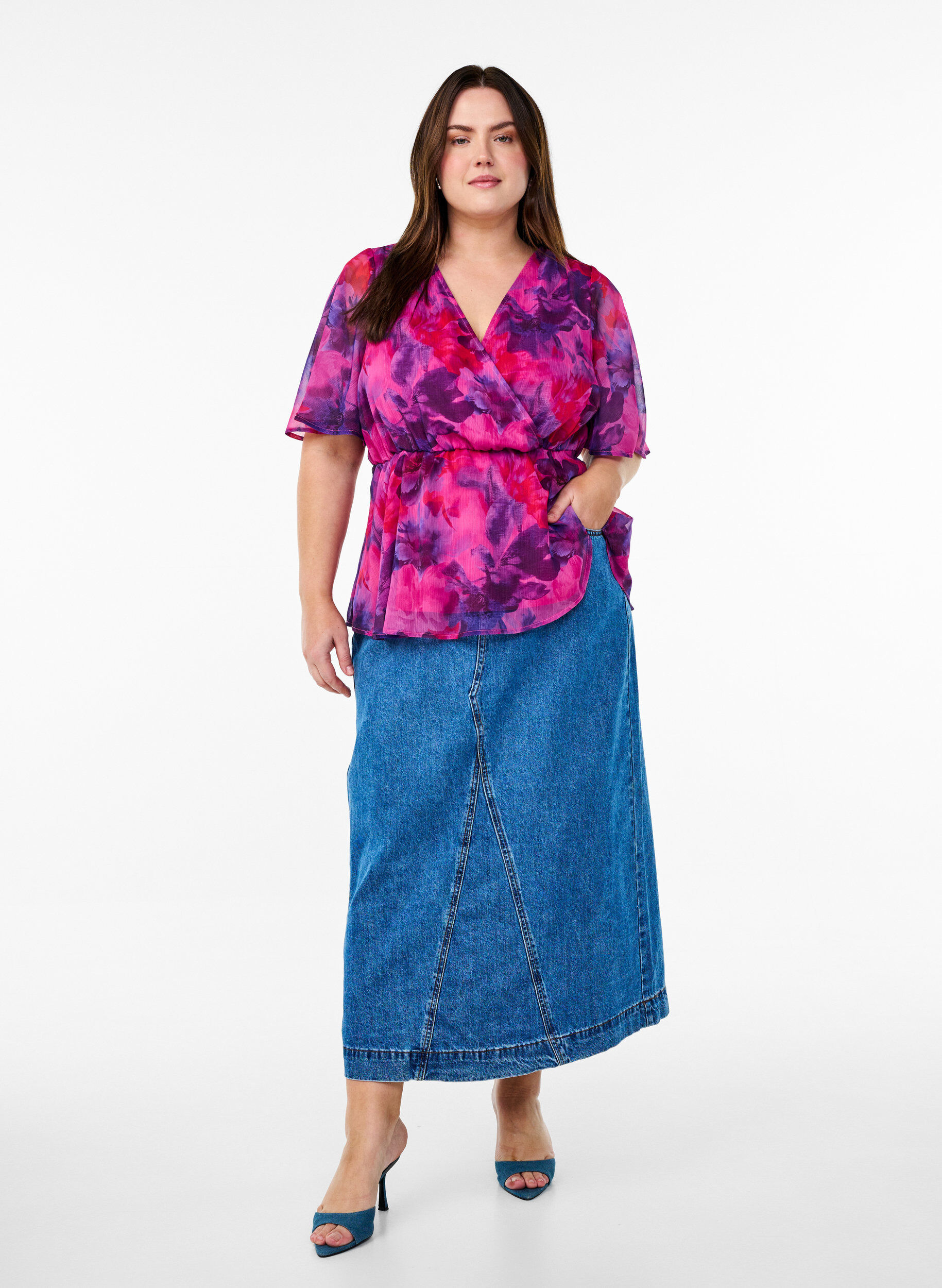 Zizzifashion Floral chiffon blouse with short sleeves, Red, Model image number 1