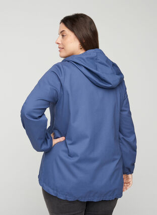 Short jacket with a hood and pockets, Blue Indigo, Model image number 1
