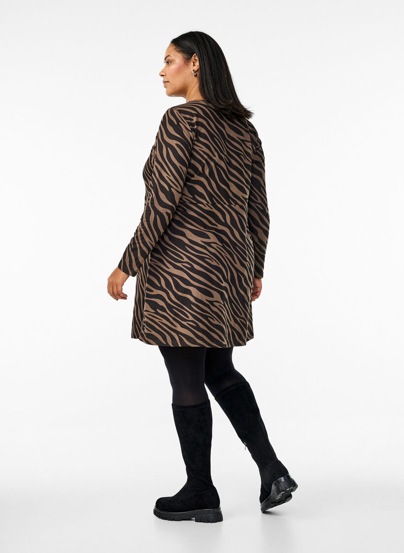 Long-sleeved dress with round neck and zebra print, Walnut Zebra, Model image number 1