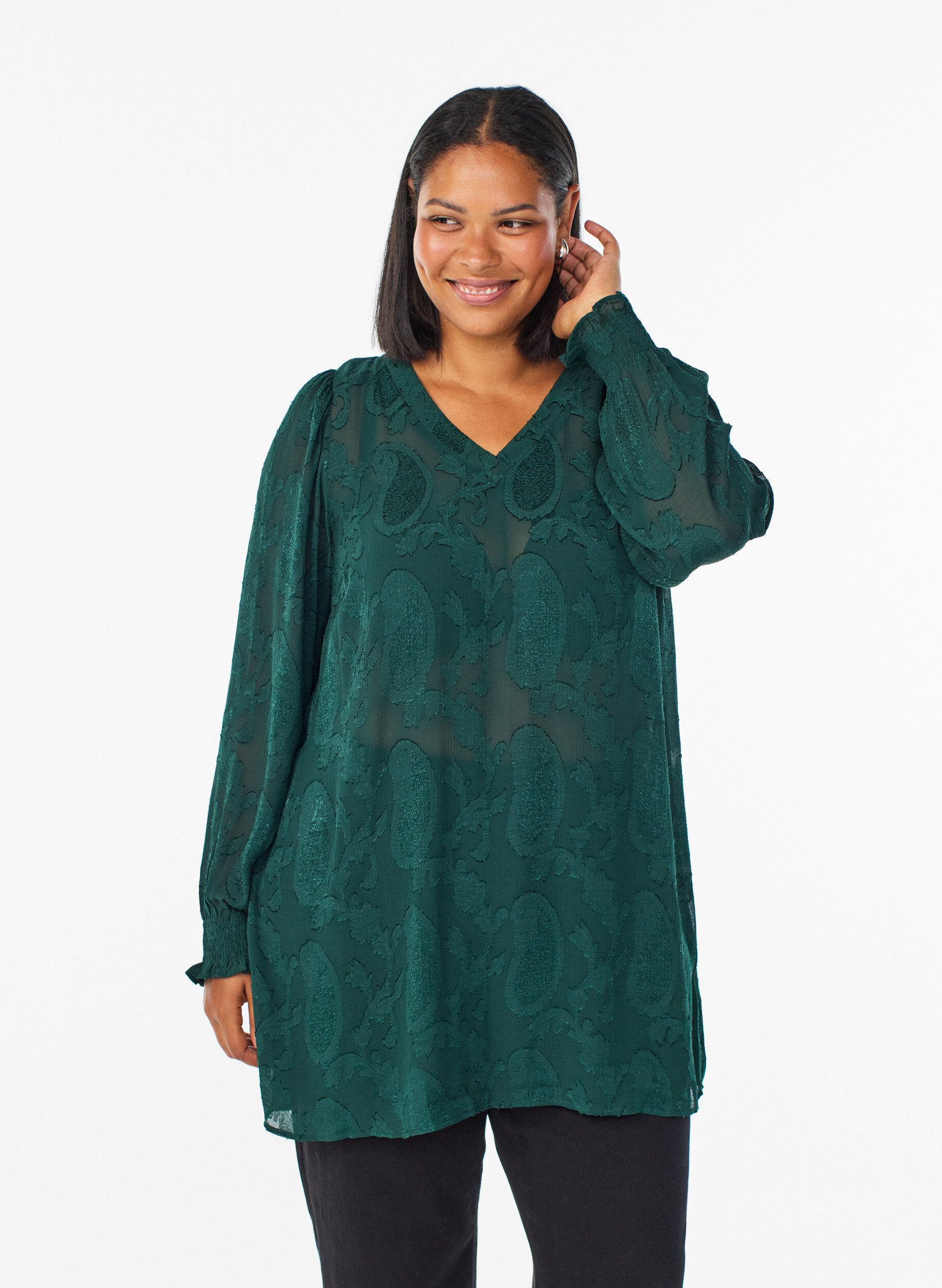 Tunic with a paisley texture and long sleeves, Green, Model