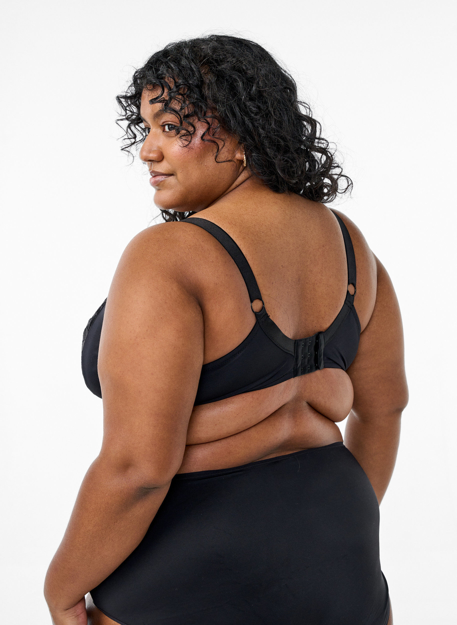 Zizzifashion Full cover bra with lace, Black, Model image number 2