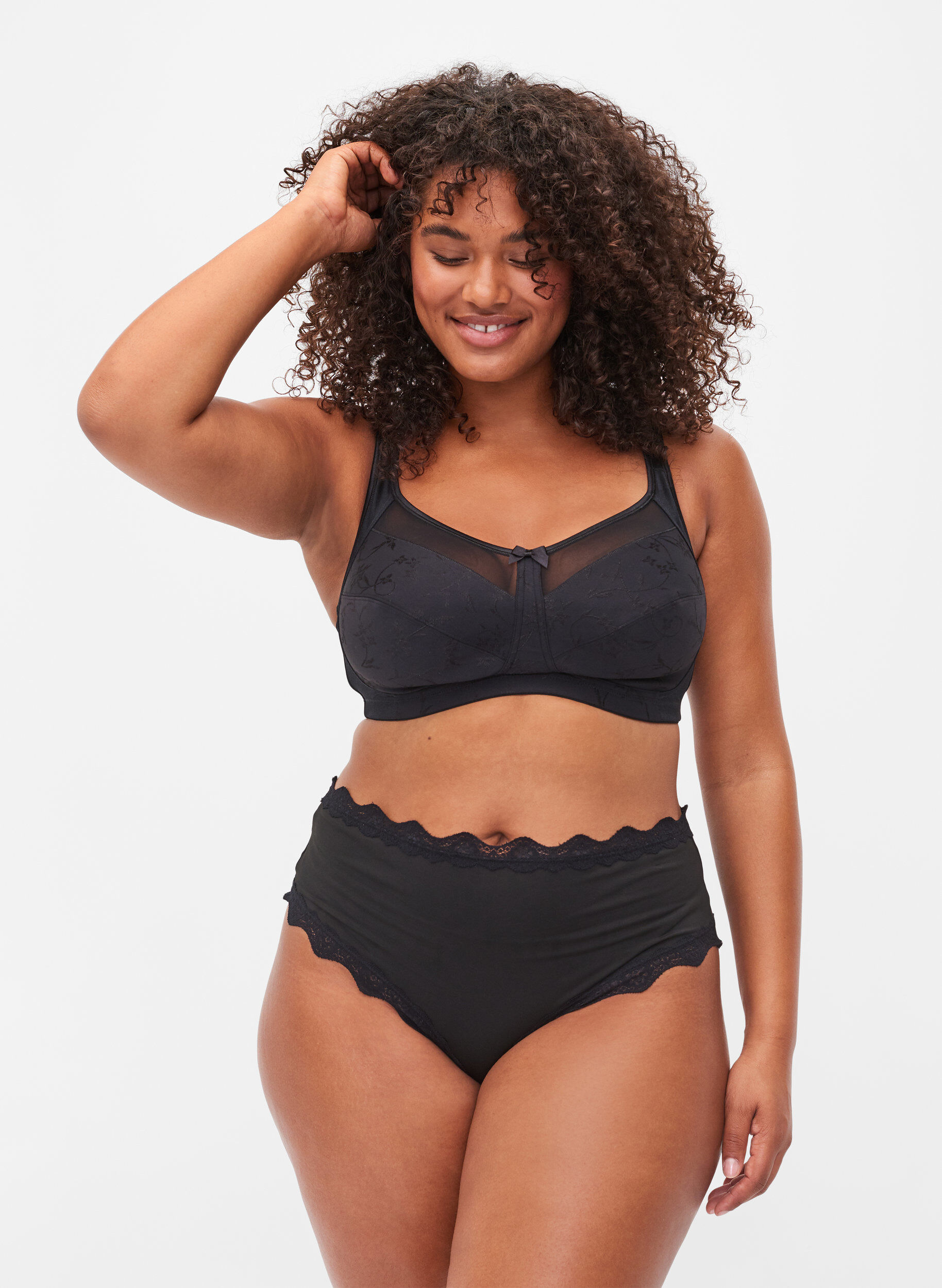 Zizzifashion Bra with mesh details, Black, Model image number 2