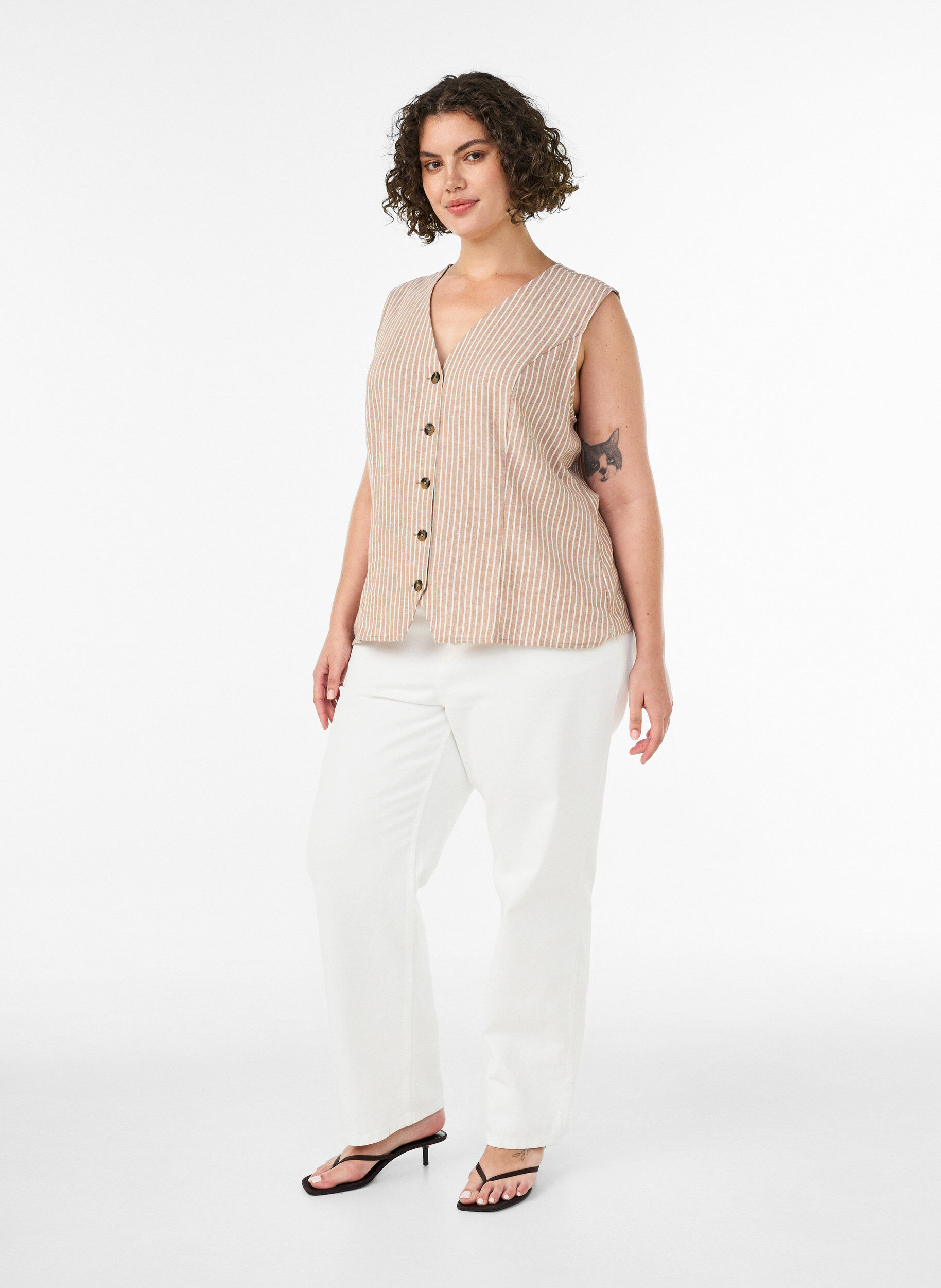 Zizzifashion Striped vest in linen and viscose, Beige, Model image number 1