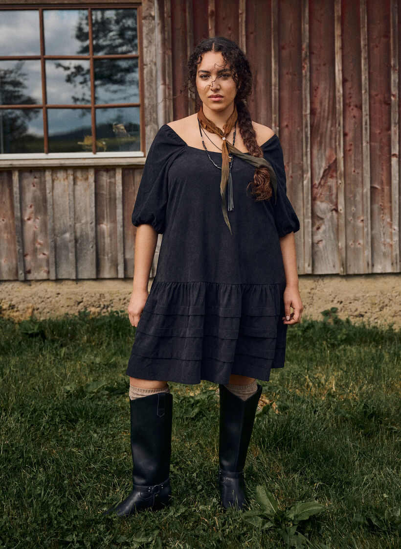 Short corduroy dress with square neckline, Black, Image