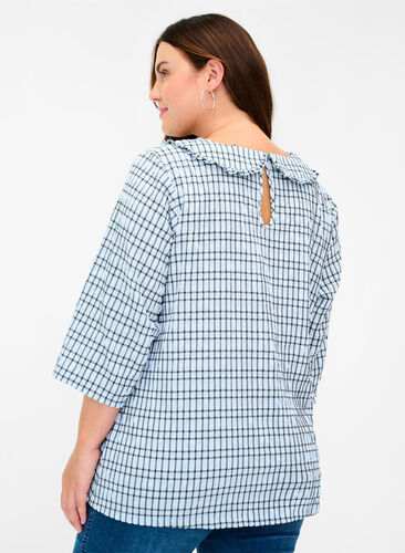 Checked blouse with 3/4 sleeves and ruffled collar, Light Blue Check , Model image number 1