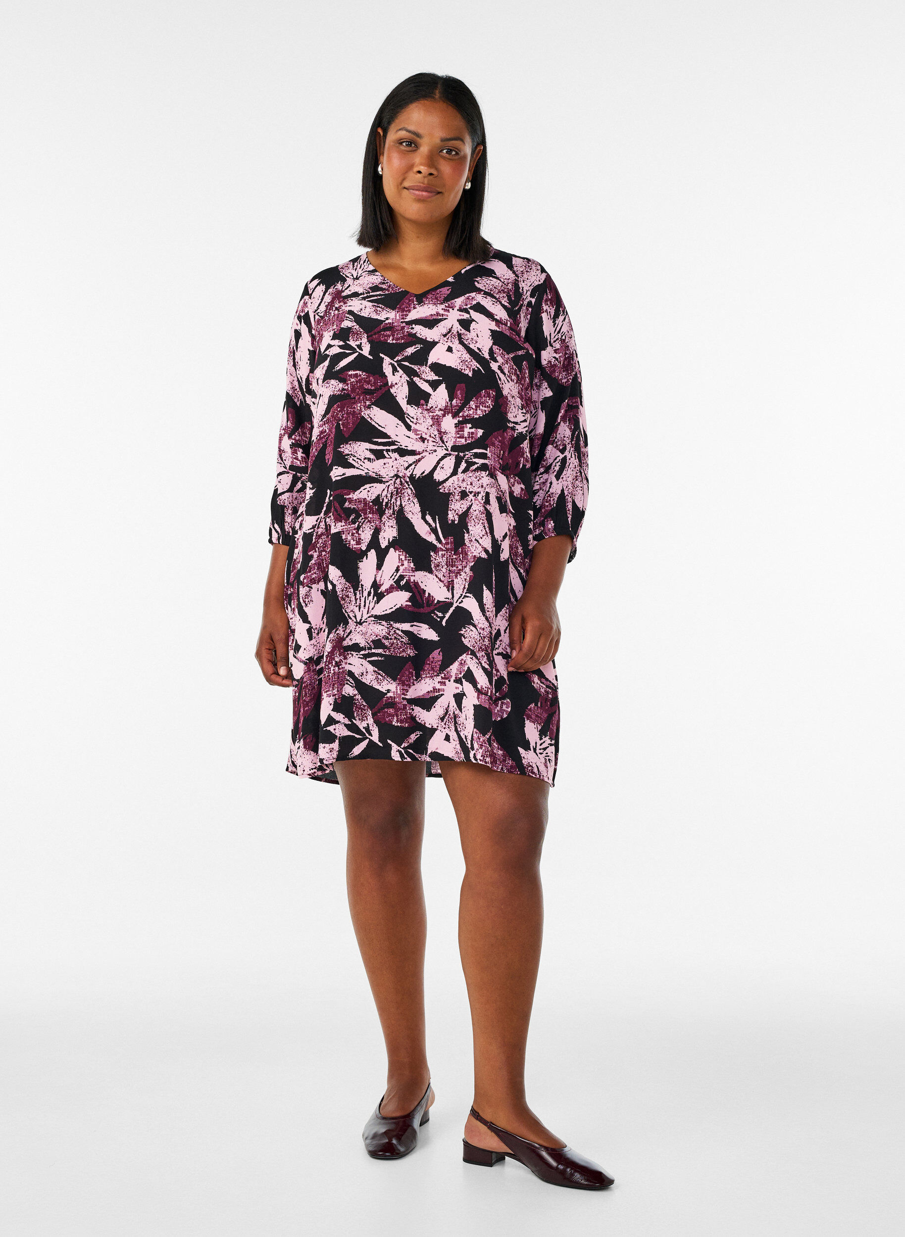 ZizzifashionShort floral viscose dress with 3/4 sleeves, Black, Model image number 1