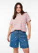 High-waist denim shorts with embroidered hearts, Light Blue, Model image number 0