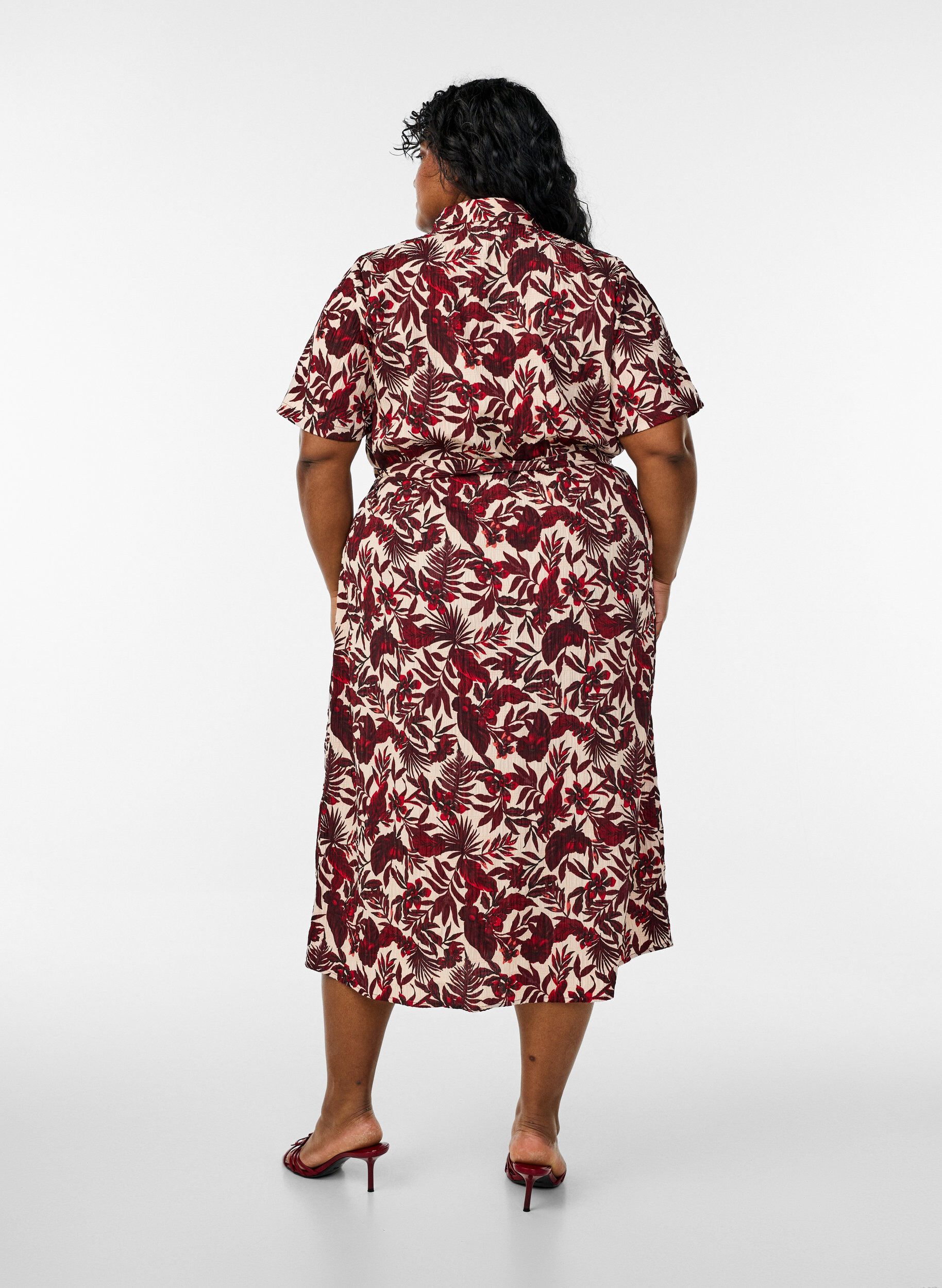 Zizzifashion Midi-length shirt dress with floral print, Red, Model image number 1