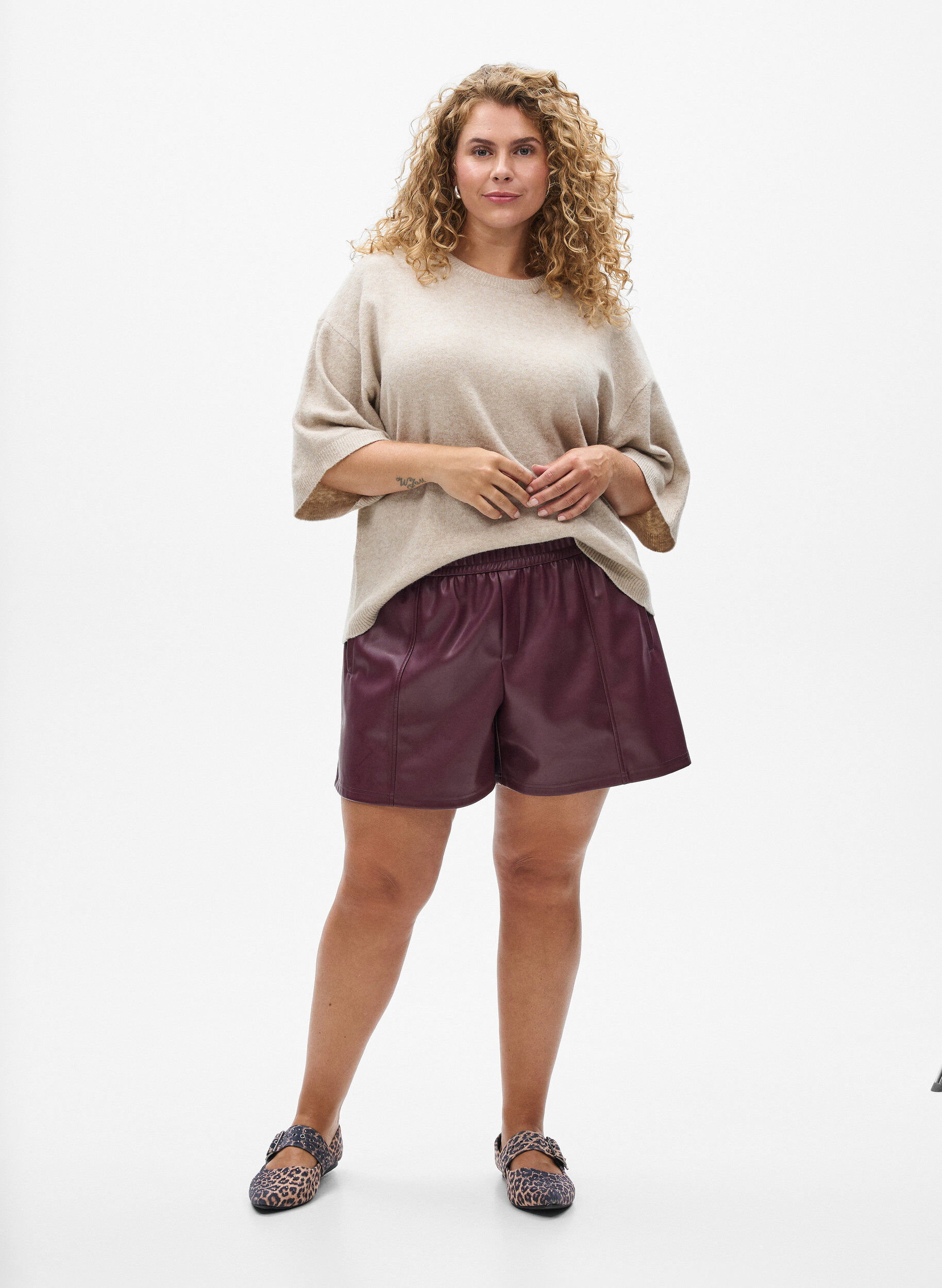 Zizzifashion Loose knitted blouse with short sleeves, Beige, Model image number 1