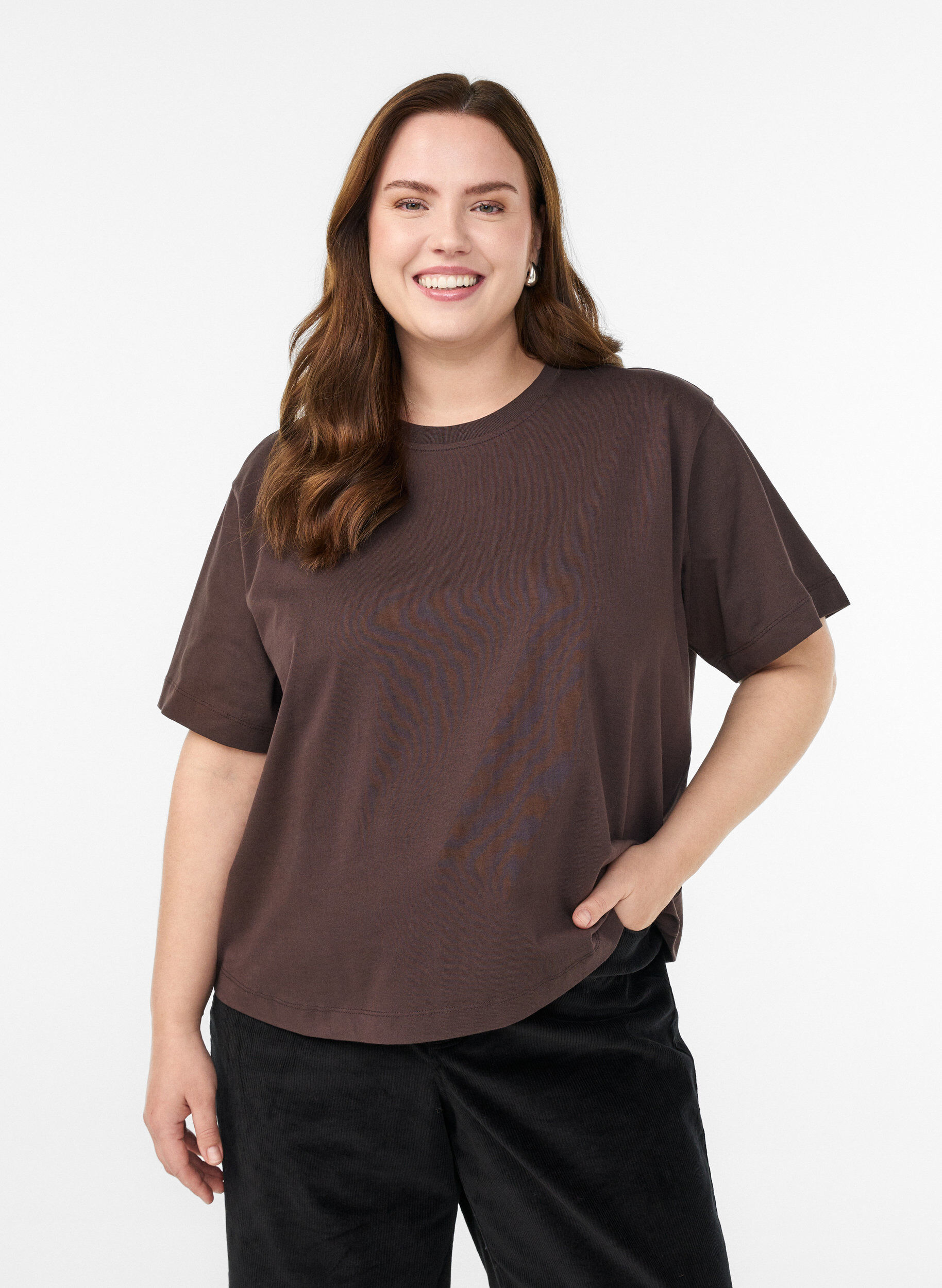 Boxy cotton t-shirt, Brown, Model