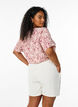 Shorts with pockets and elastic waistband, Vanilla, Model image number 1