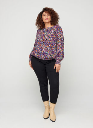 Viscose blouse with smocking and a floral print, Purple FLower AOP, Model image number 2