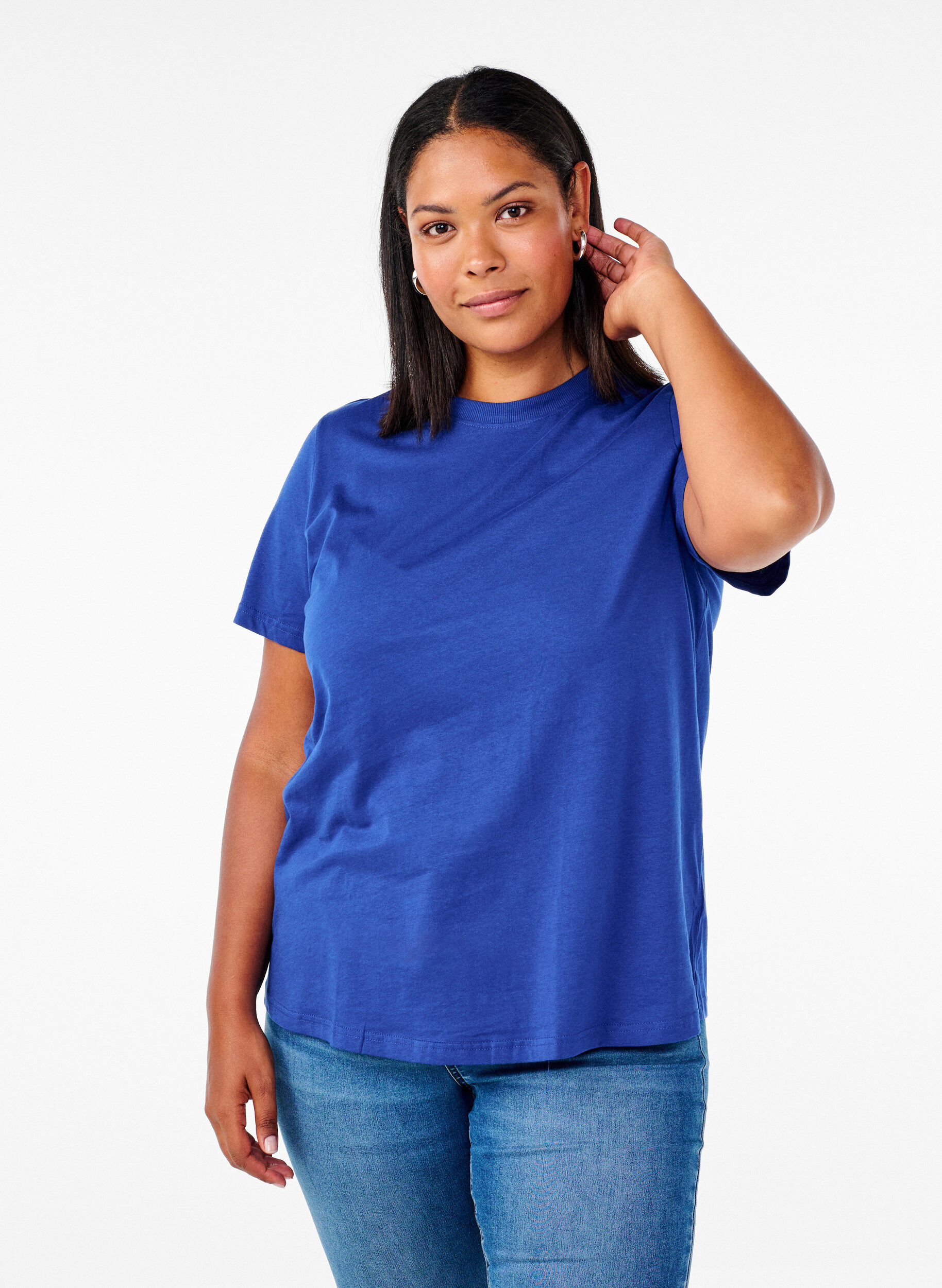 Basic cotton T-shirt with round neck, Blue, Model