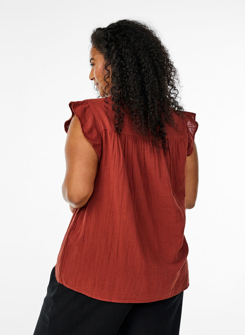 Sleeveless top in cotton muslin with ruffles, Red, Model image number 2