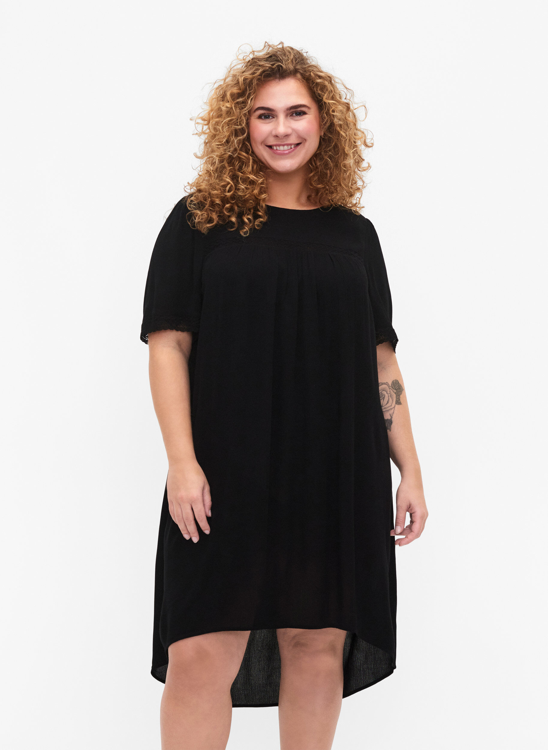 Zizzifashion Viscose dress with lace band, Black, Model image number 0
