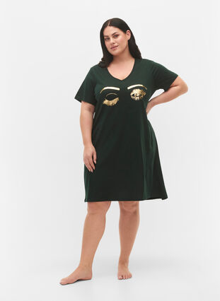 Organic cotton nightdress with V-neck , Scarab W. Eyes, Model image number 2