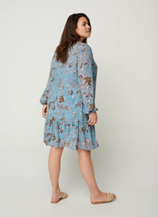 Long-sleeved floral dress, Light Blue AOP, Model image number 1