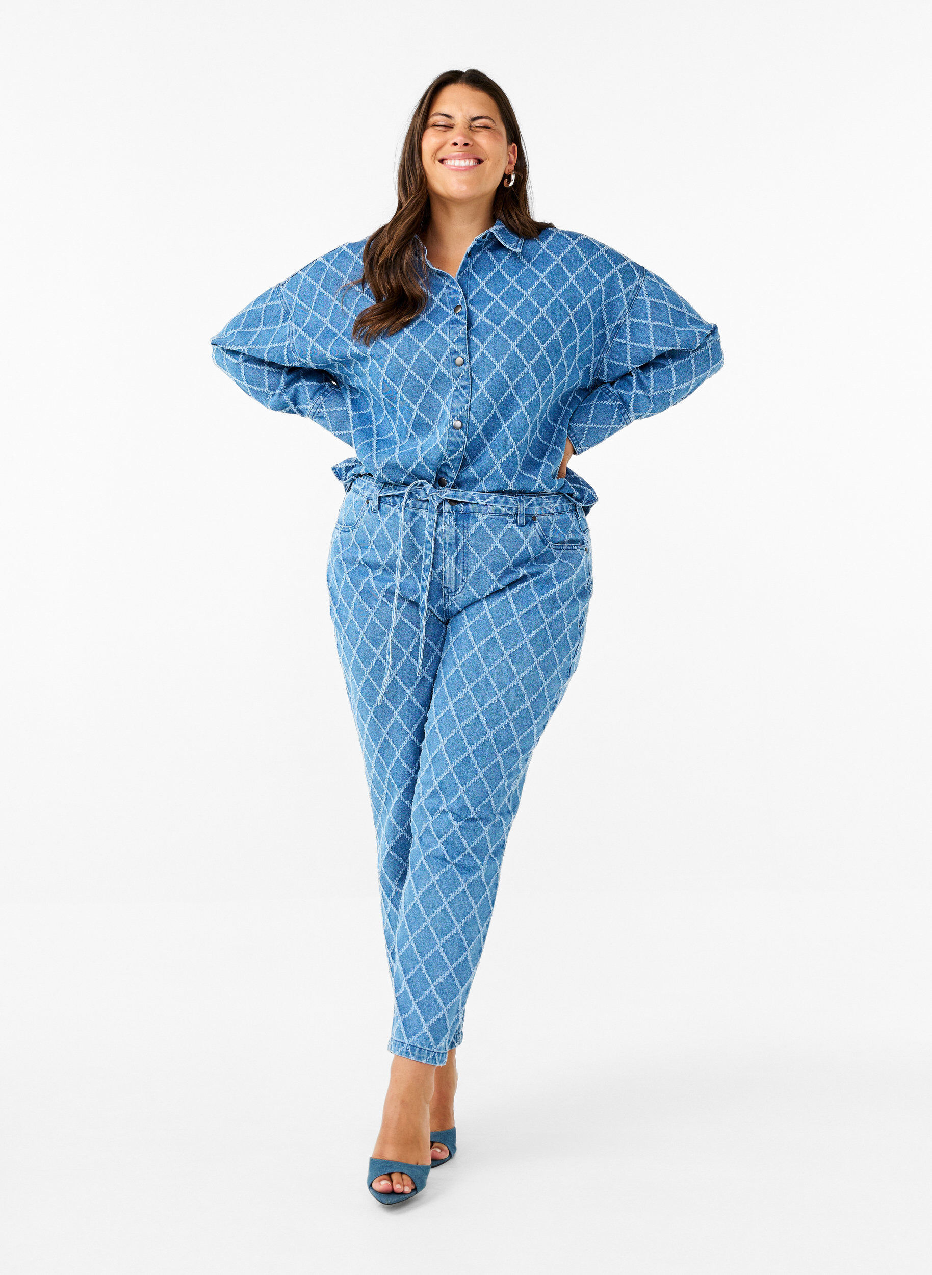 Zizzifashion Denim shirt with destroy pattern, Blue Denim, Model image number 2