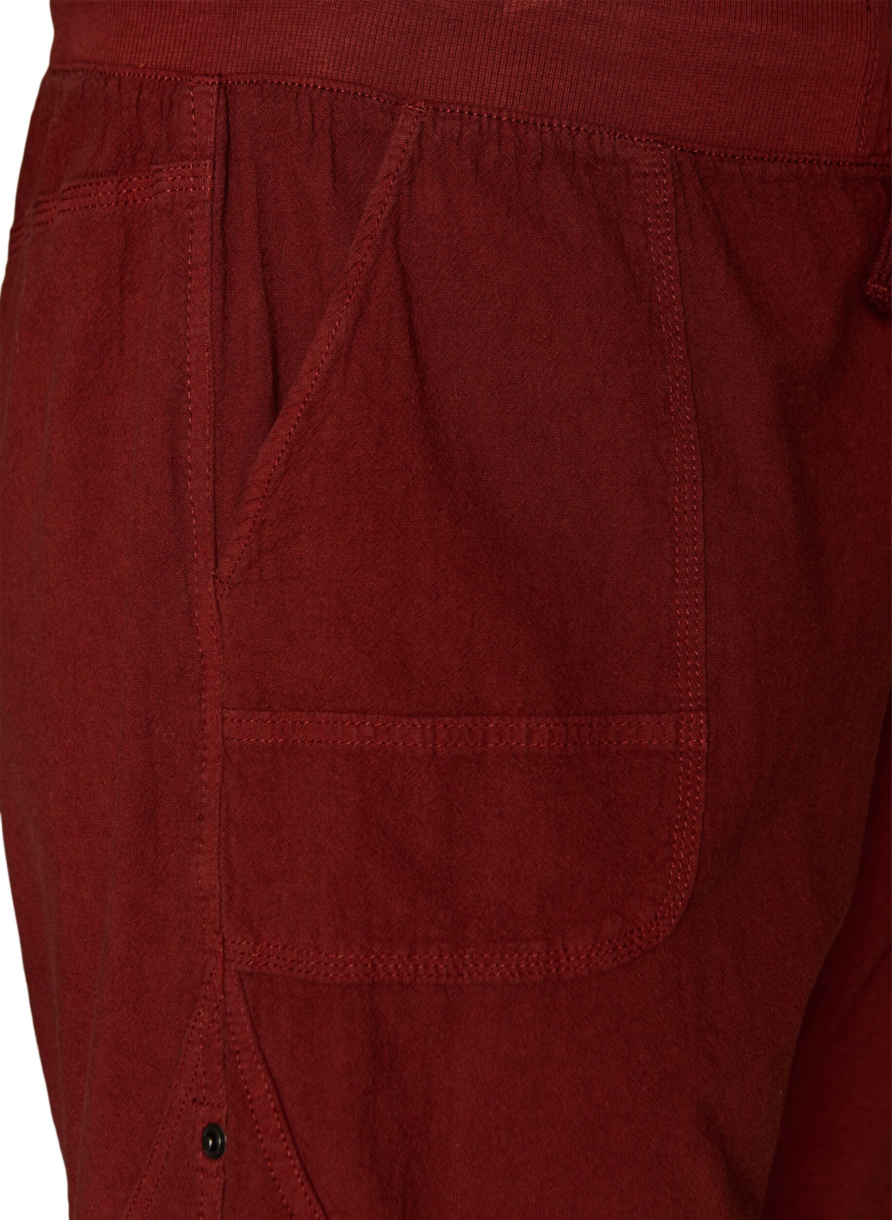Zizzifashion Loose cotton shorts with pockets, Red, Packshot image number 2
