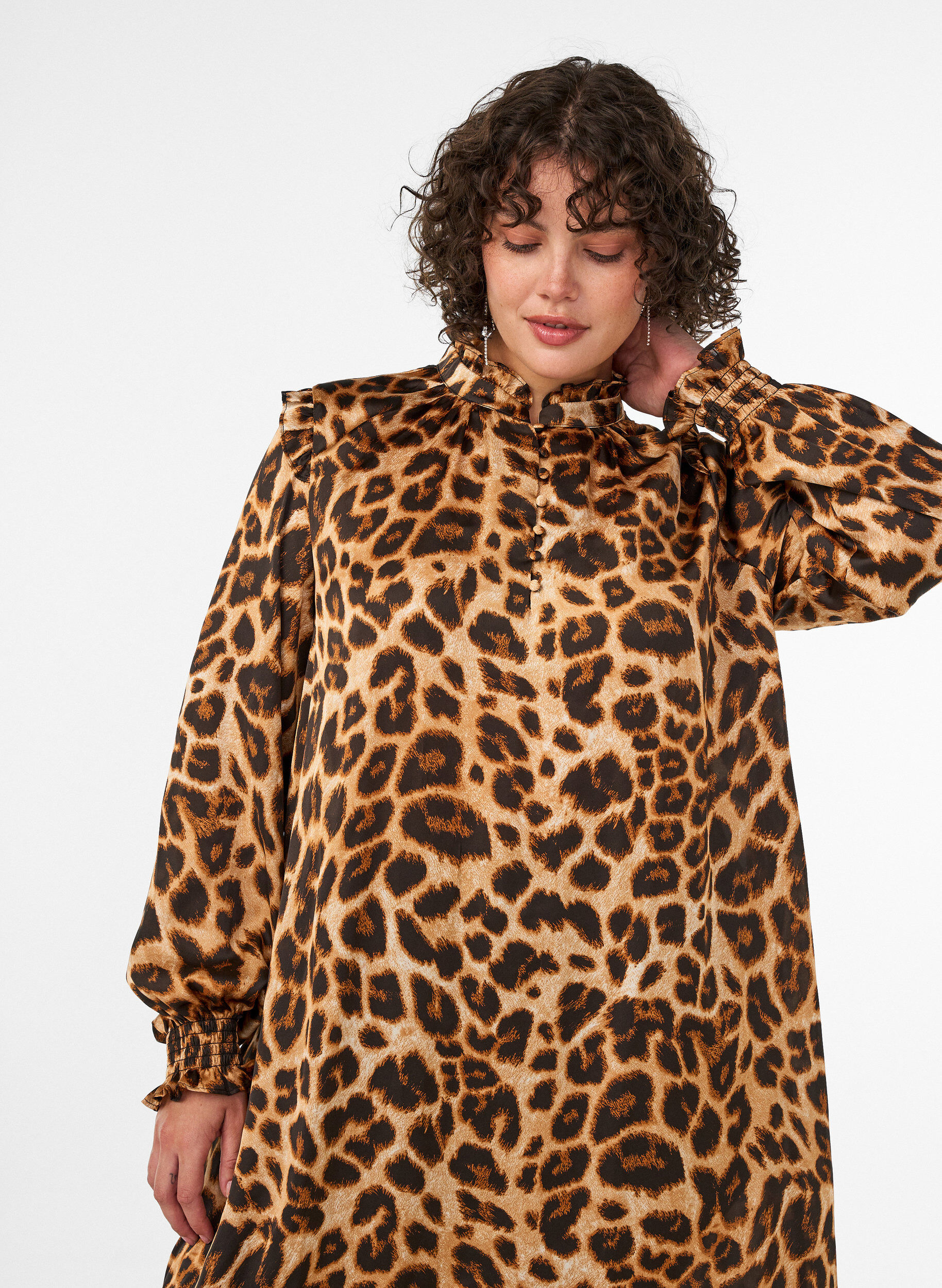 ZizzifashionDress with leopard print and ruffle details, Brown, Model image number 2