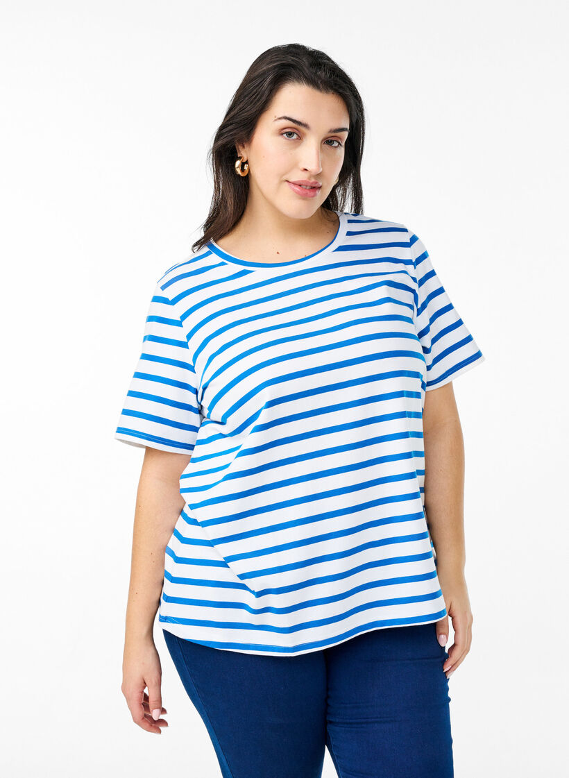 Striped T-shirt in organic cotton, Blue, Model image number 0