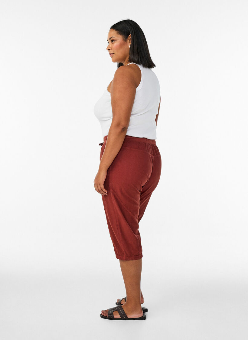 Cotton Capri trousers, Red, Model image number 1