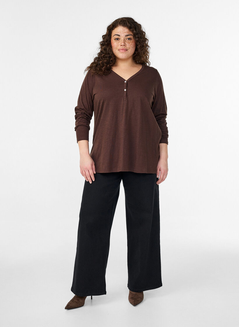 FLASH - Long-sleeved t-shirt with V-neck and buttons, Brown, Model image number 1