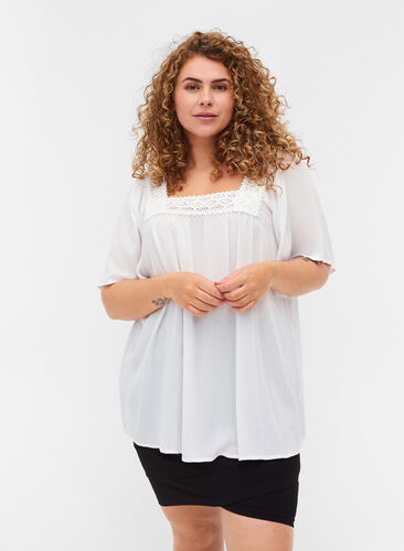 Short-sleeved viscose blouse with lace, Off White, Model image number 0