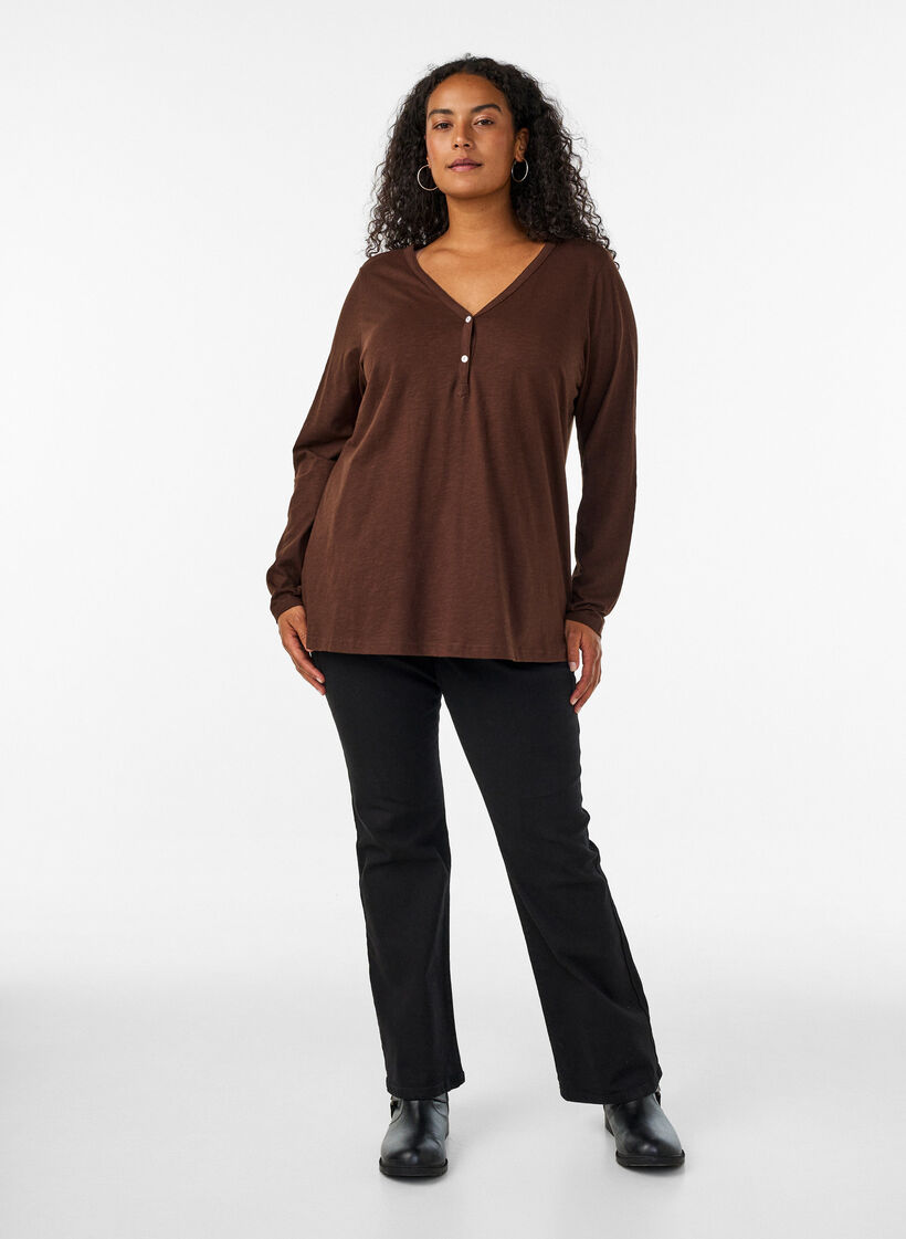 Long-sleeved t-shirt with V-neck and buttons, Brown, Model image number 1