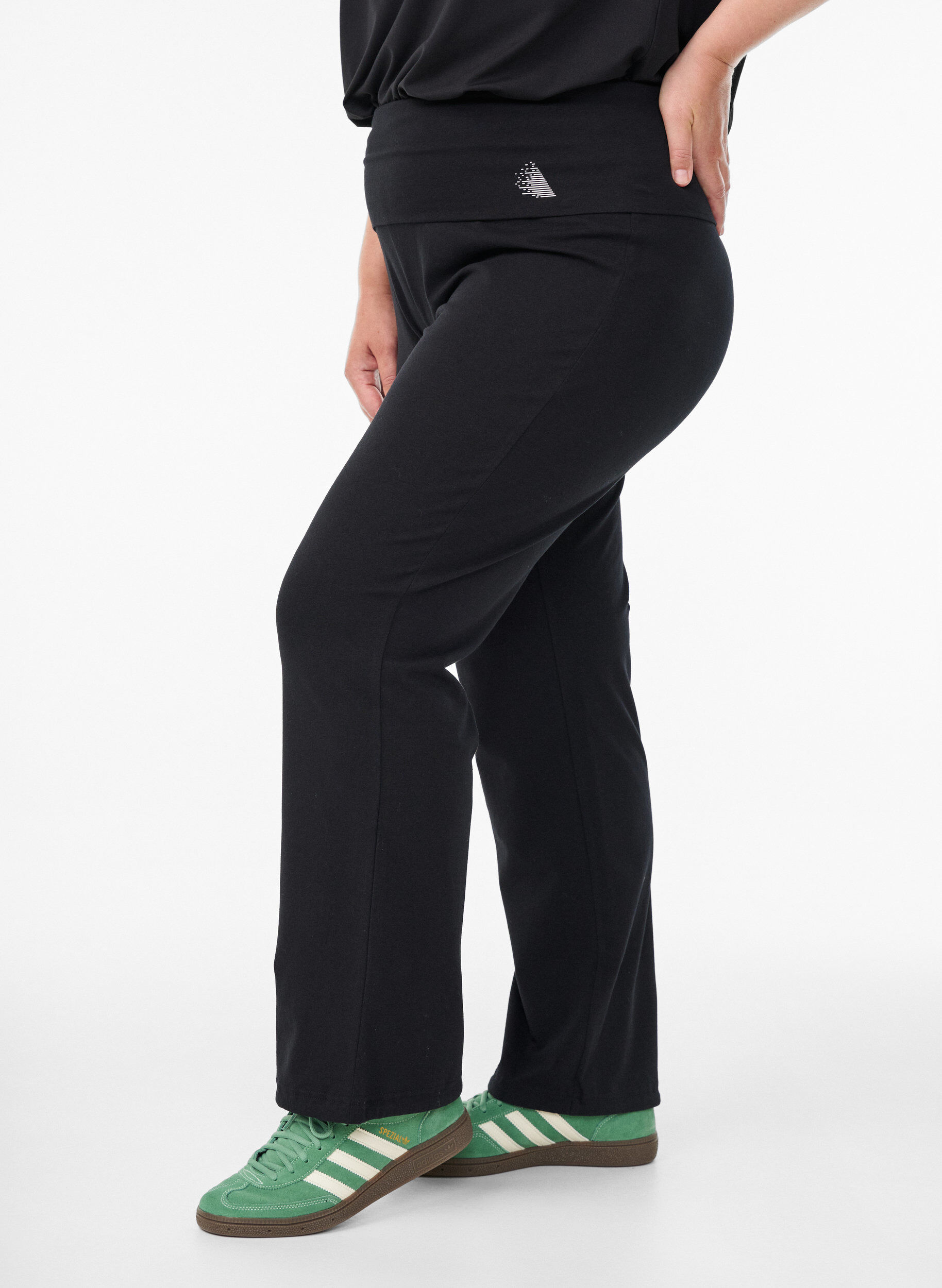 Sports trousers in cotton, Black, Model