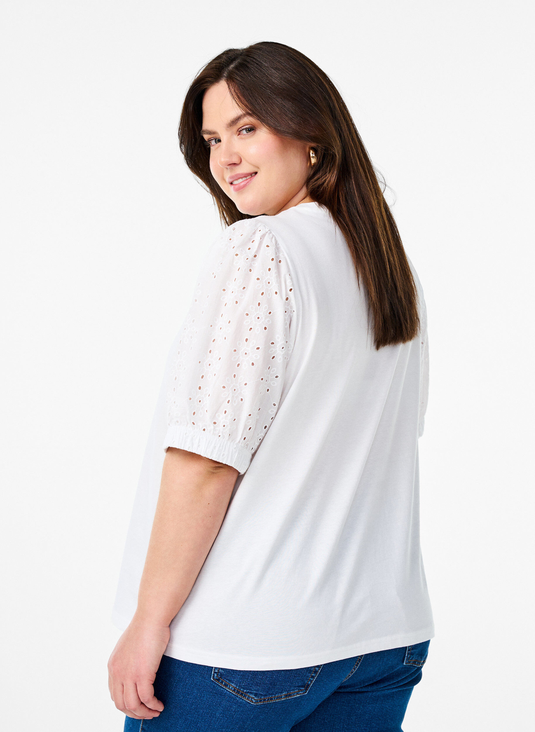 Zizzifashion T-shirt with broderie anglaise sleeves, White, Model image number 2