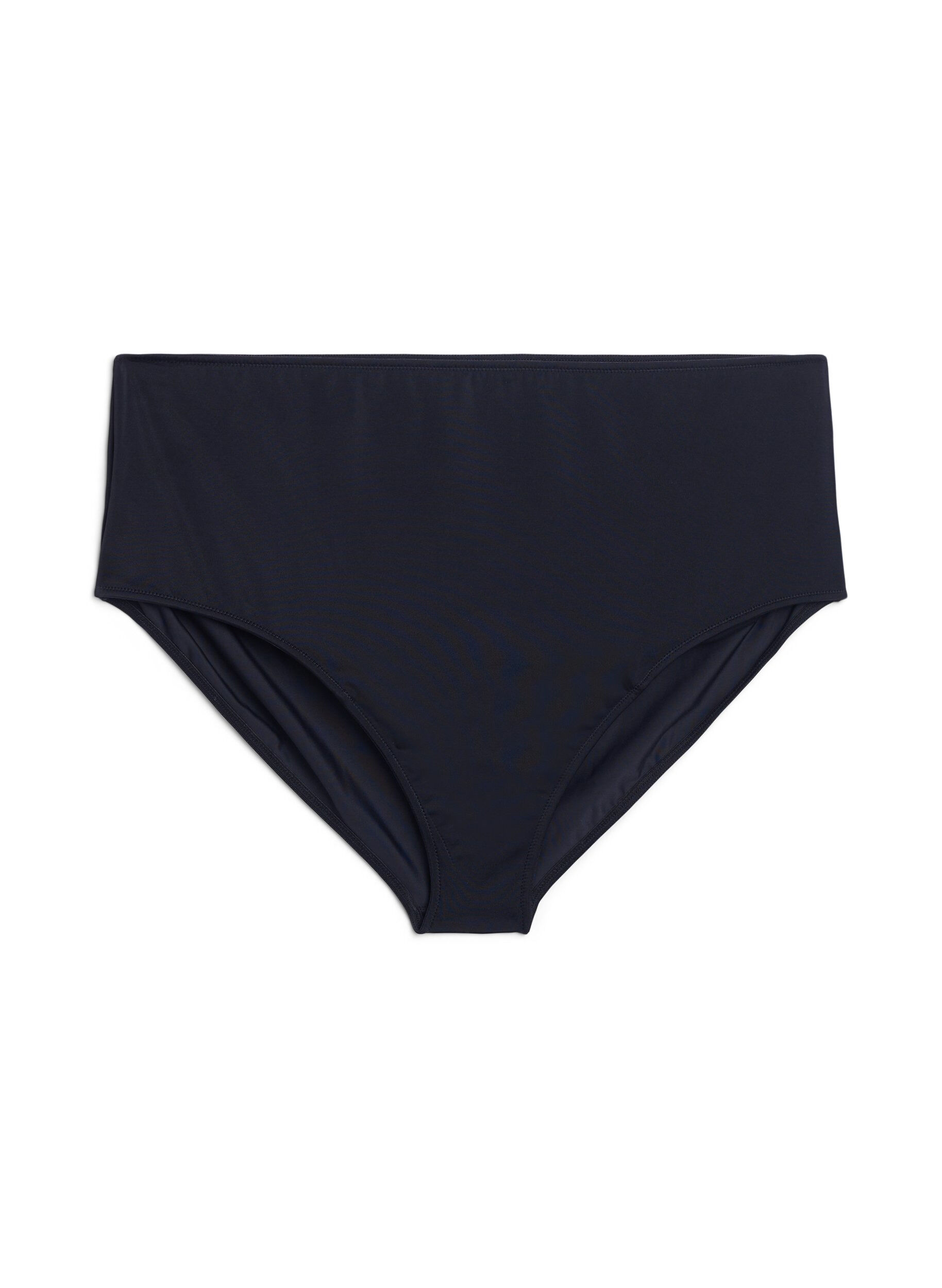 Microfiber briefs with inner pocket