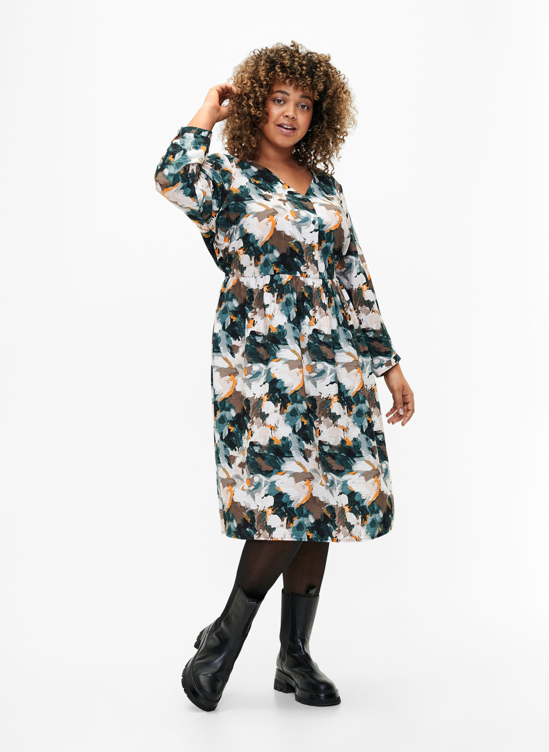 Zizzifashion Viscose dress with print and loose tie string, Duck Gr. Forest AOP, Model image number 2