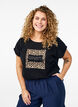 T-shirt with leopard print and text, Black Leo, Model image number 0