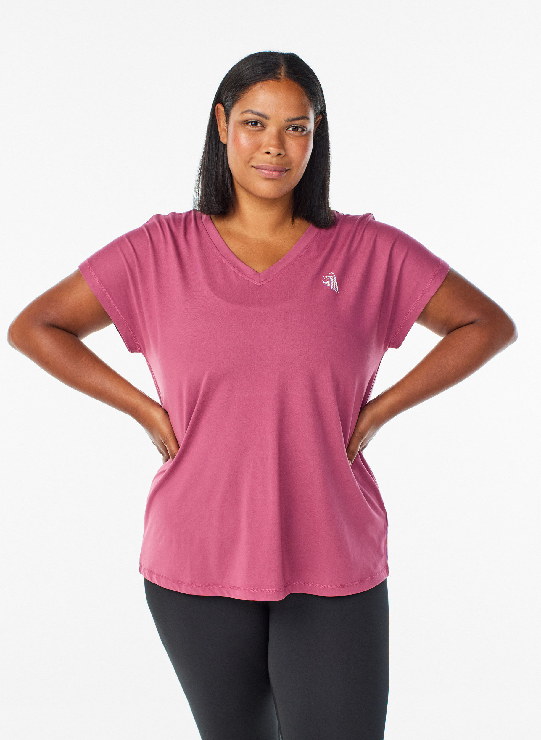 Loose training t-shirt with v-neck, Red, Model