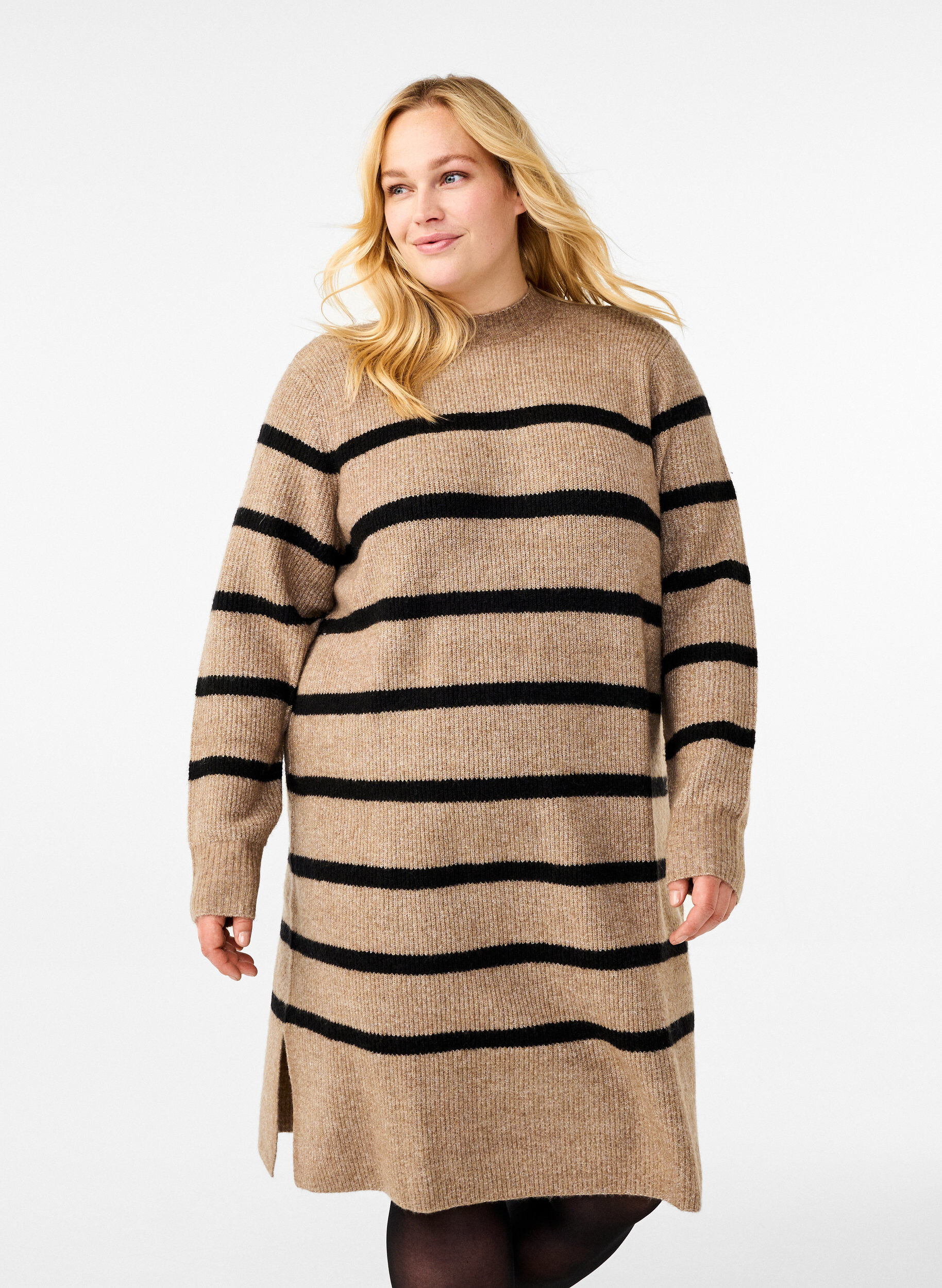 Zizzifashion Long-sleeved knitted dress with stripes, Desert Taupe Comb, Model image number 0