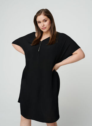 Short-sleeved viscose dress, Black, Model image number 0