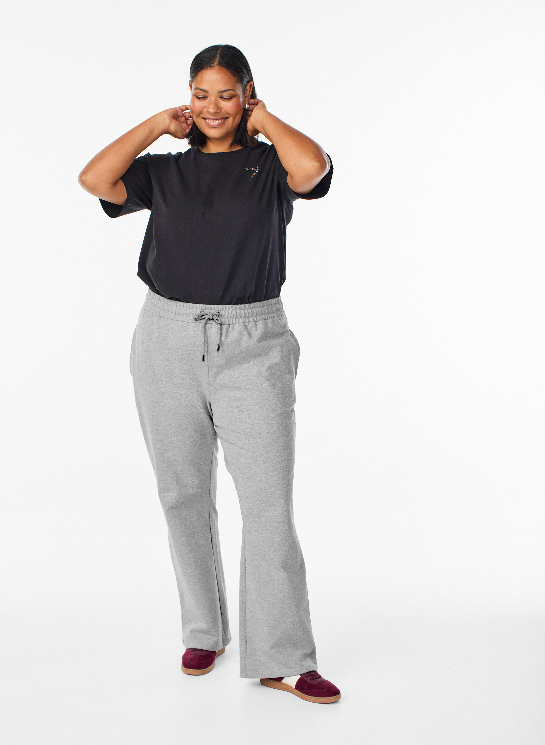 Flared sweatpants with high waist, Grey, Model