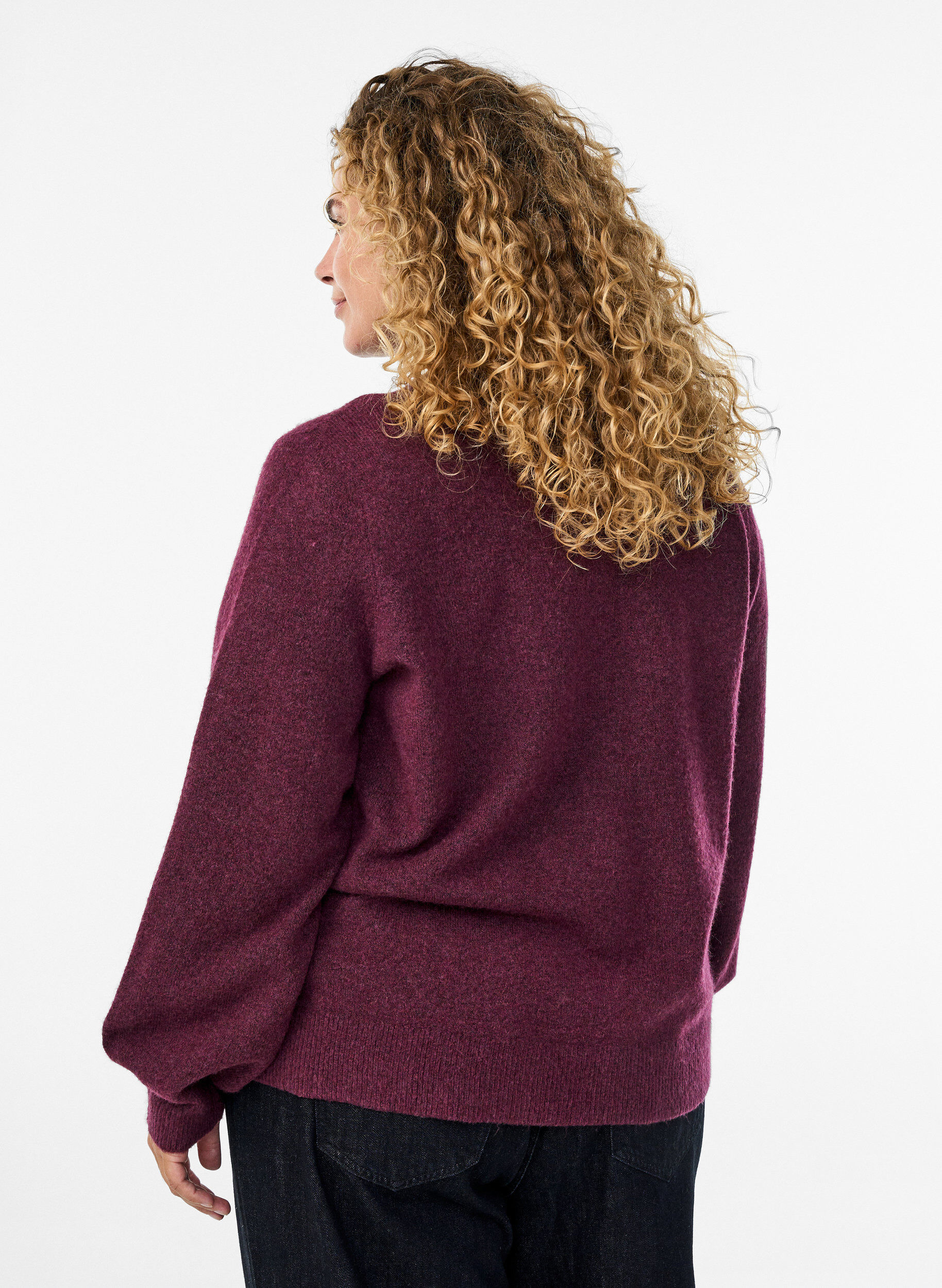 Zizzifashion Cardigan in soft knit with gold-coloured buttons, Dark Bordeaux, Model image number 2