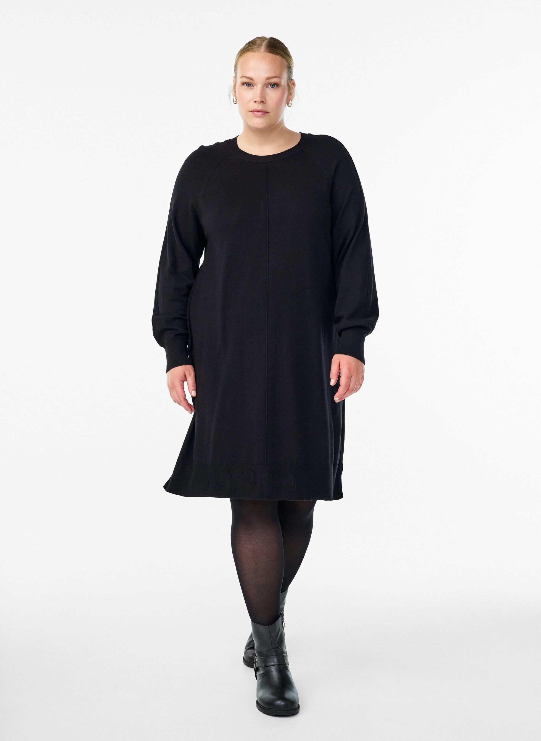 ZizzifashionShort knitted dress with raglan sleeves and a centre seam, Black, Model image number 1