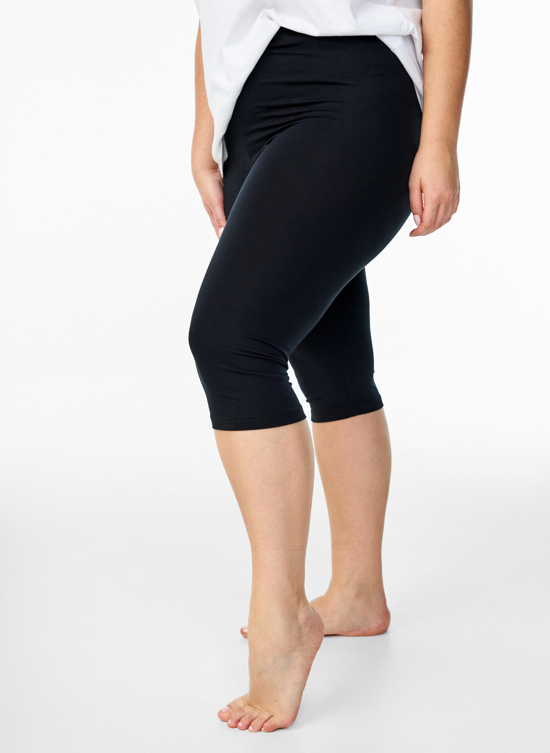 Zizzifashion Basic 3/4 viscose leggings, Black, Model image number 0